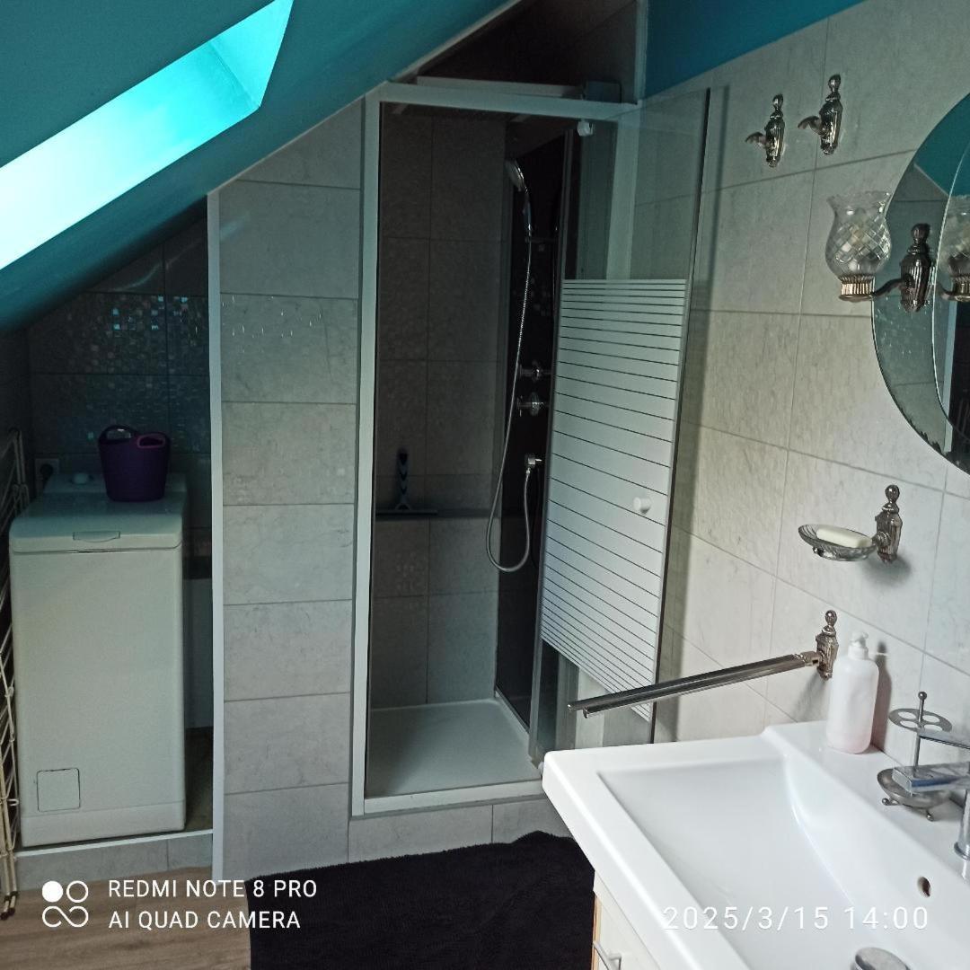 Petit Appartement 30M2, 3 Lits, 3 A 4 Pers Neuilly  Luaran gambar